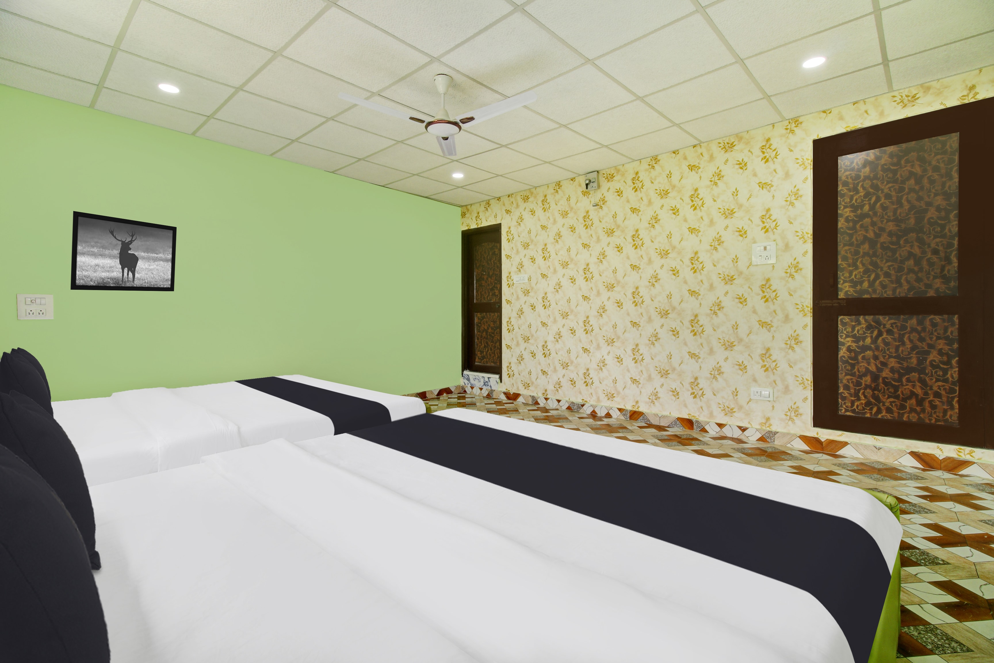Super Collection O Airport Road Solina,Srinagar|Badgam,3 star