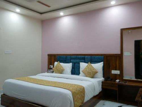 hotel ayushman inn