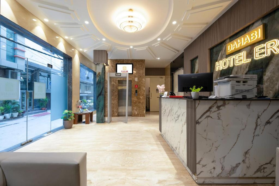 dahabi era delhi airport