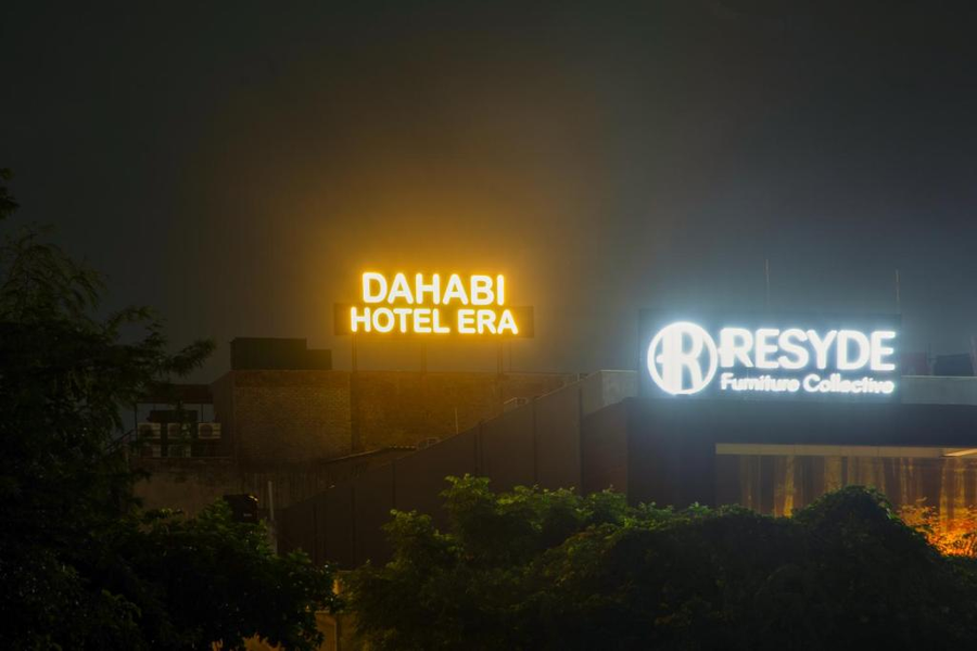 dahabi era delhi airport