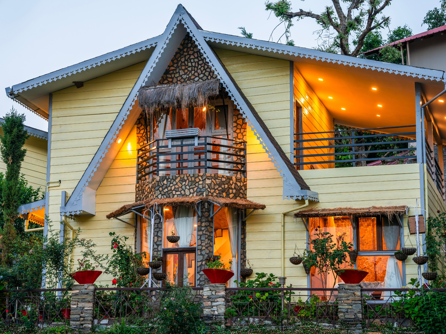 moustache select mukteshwar