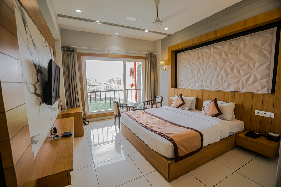 hotel mukut mani