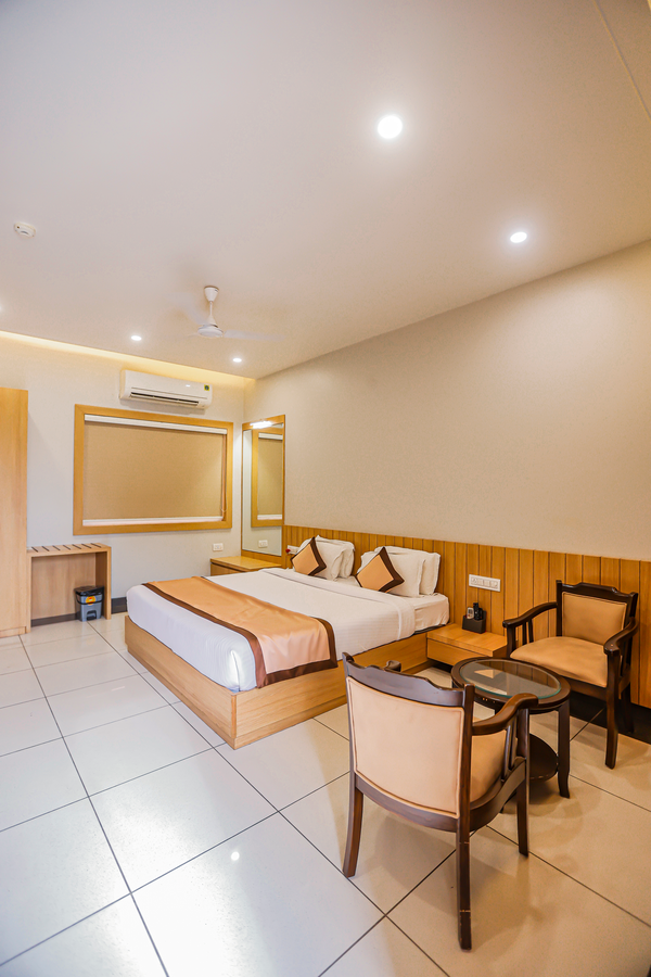 hotel mukut mani