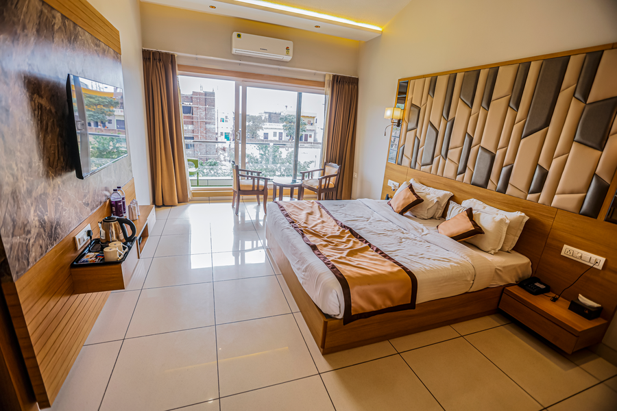 hotel mukut mani