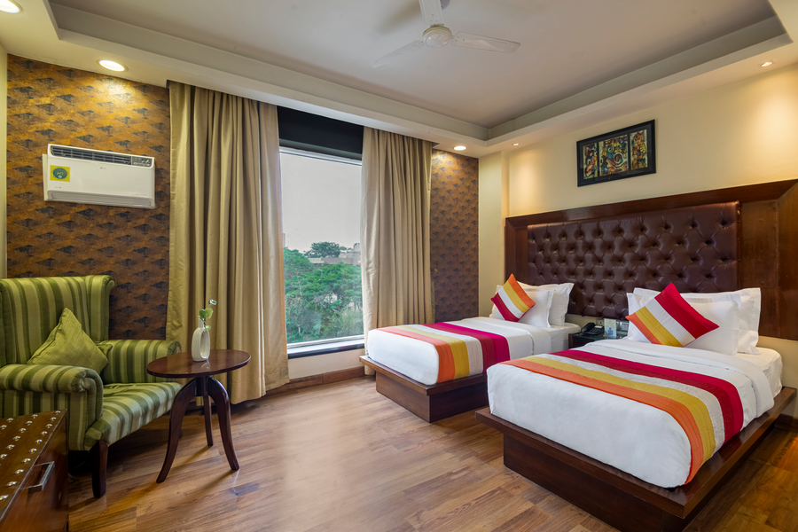 the grand orion kailash colony