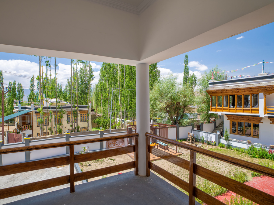 the hosteller leh