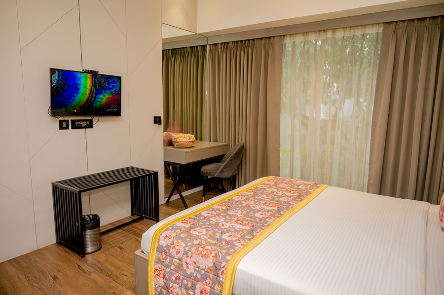 urvi banquets and guest house