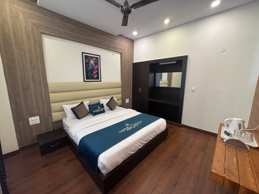 cozy kanatal hotel and resort