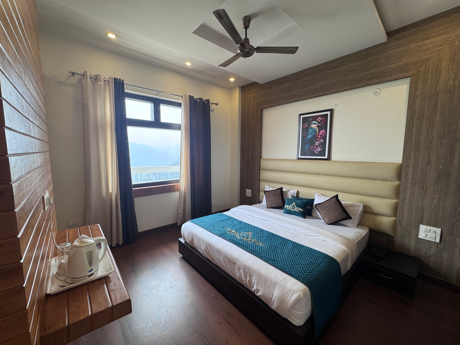 cozy kanatal hotel and resort
