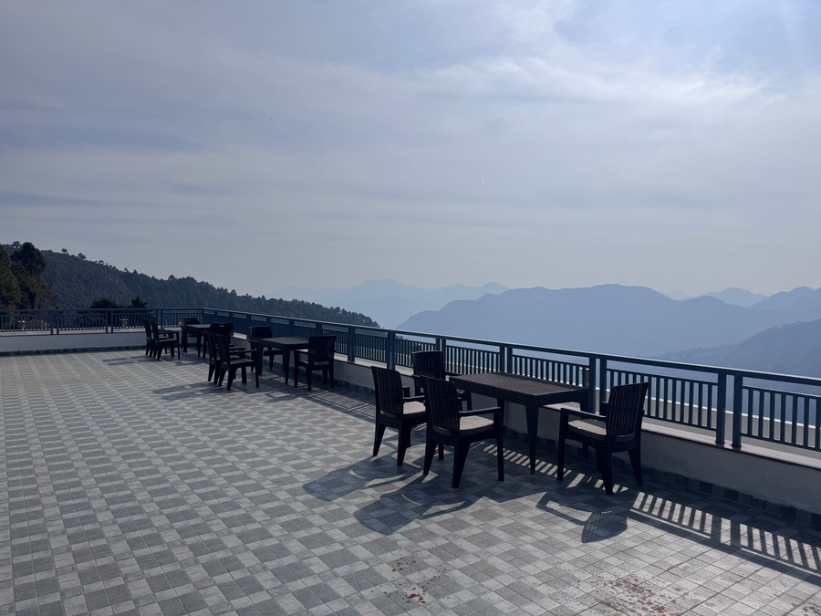 cozy kanatal hotel and resort