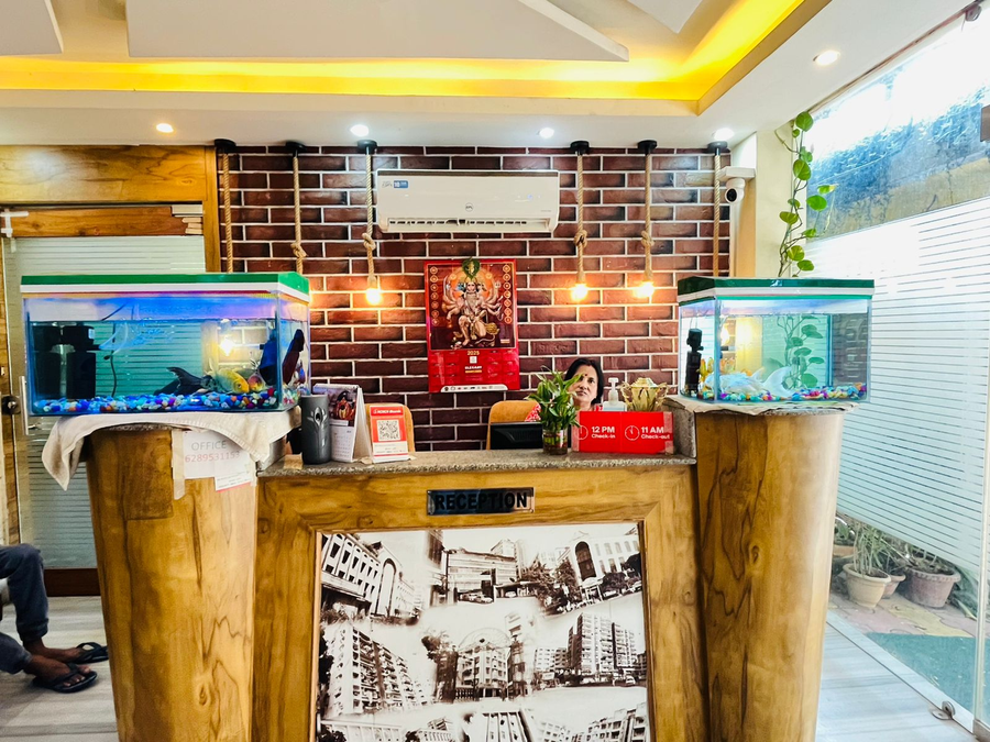 Hotel Green Leaf Regency, Near Medica Oncology,,3 star