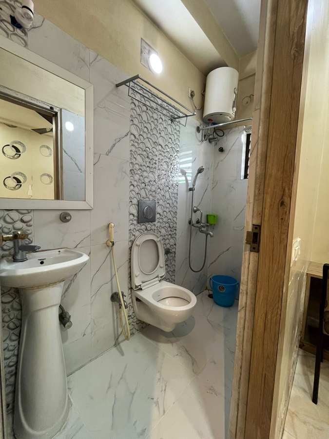 hotel green leaf regency near medica oncology
