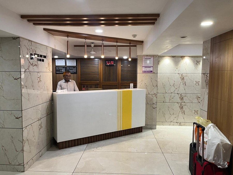 Hotel Golden Plaza,Begumpura,3 star