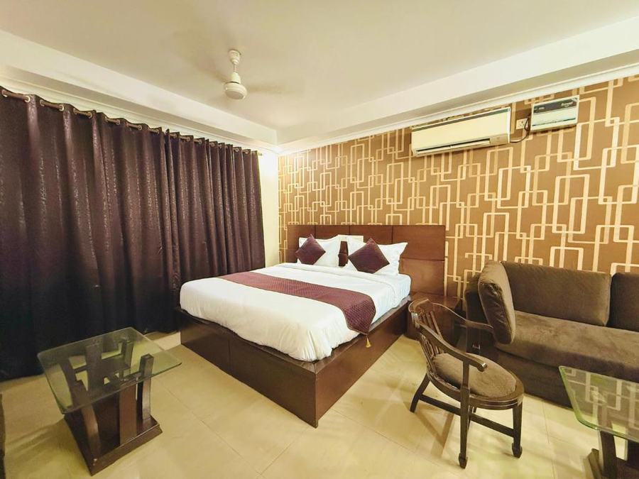 the luxe jpm bed and breakfast