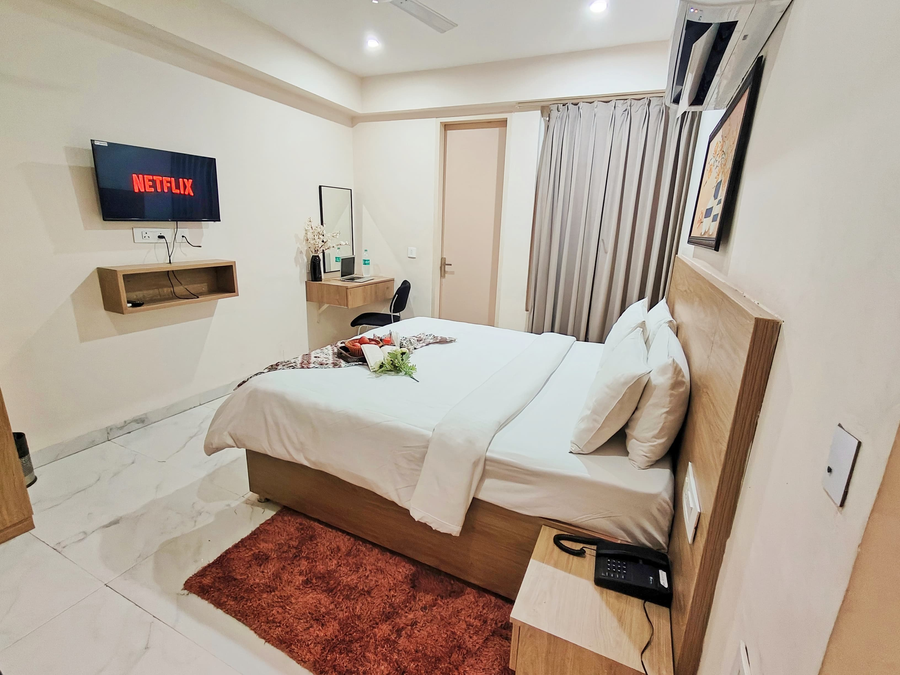 la cozy residency