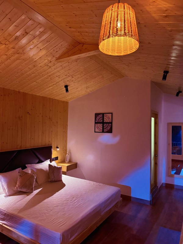 hotel north woods