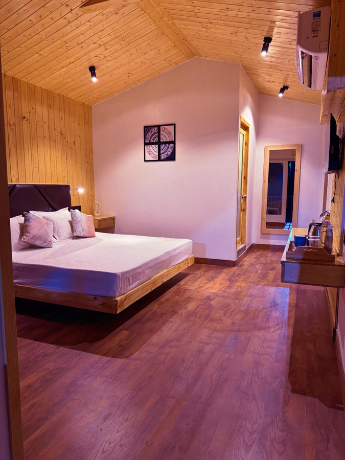 hotel north woods