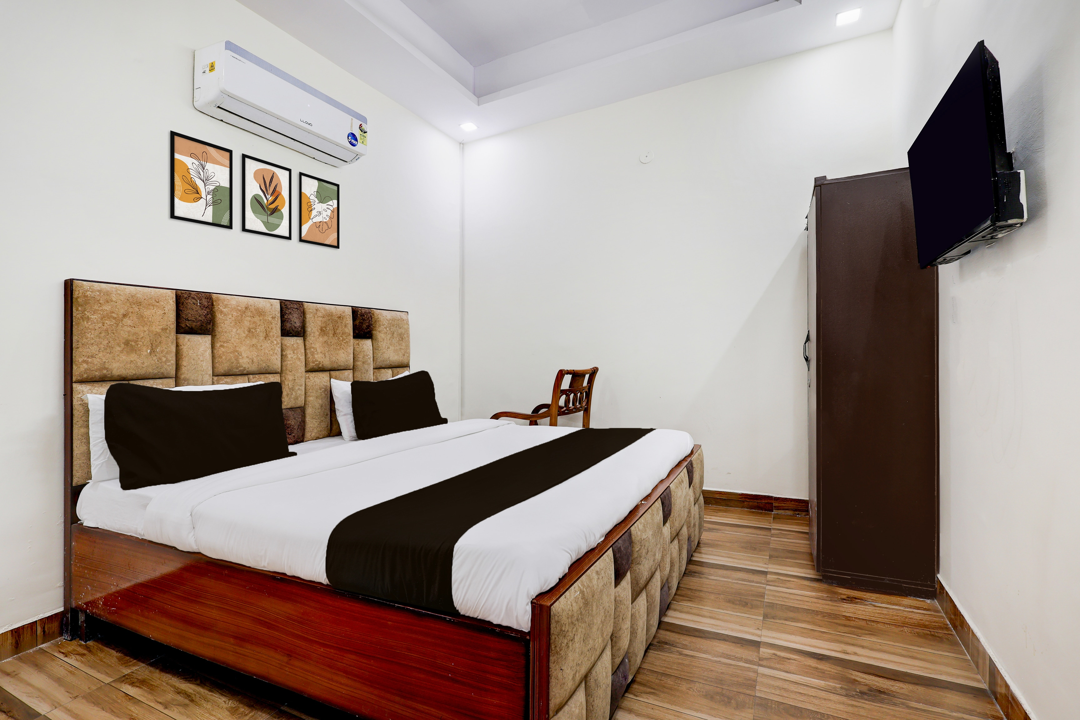 Super Hotel O Rajeev Nagar Faridabad,Faridabad>>Ballabgarh,3 star