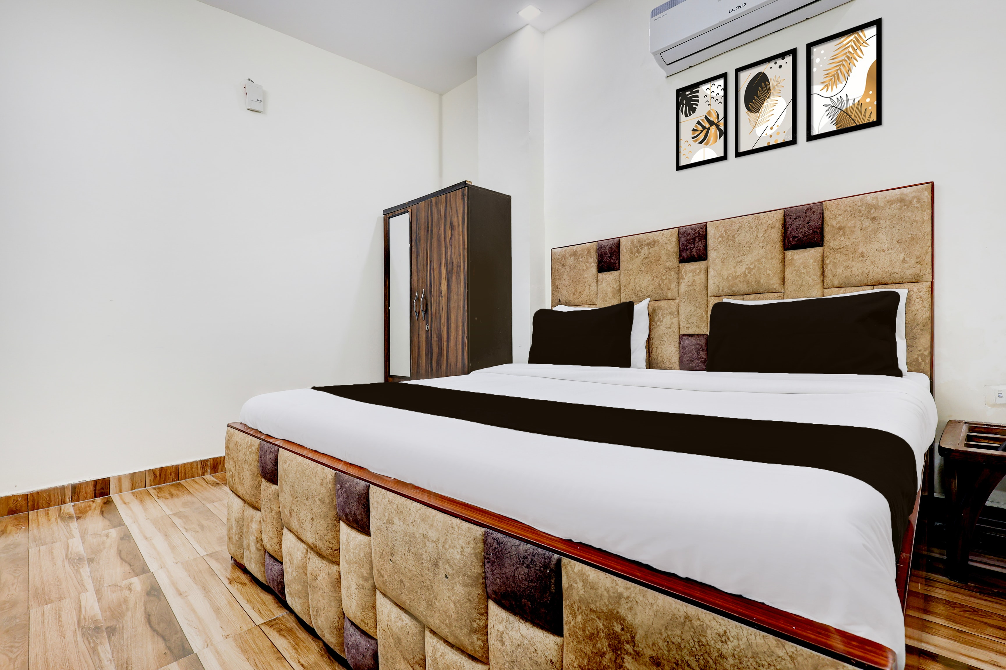 Super Hotel O Rajeev Nagar Faridabad,Faridabad>>Ballabgarh,3 star