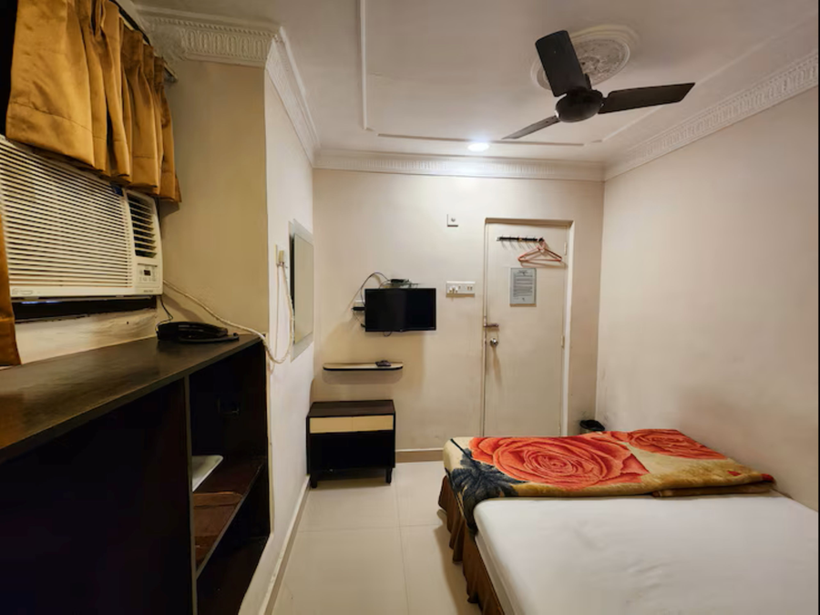 hotel al sana