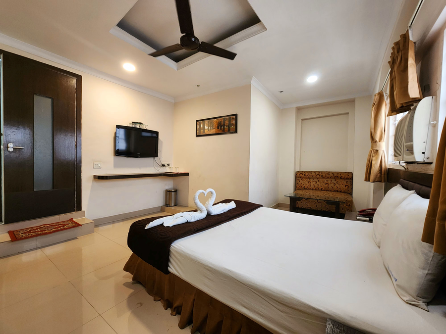 hotel al sana