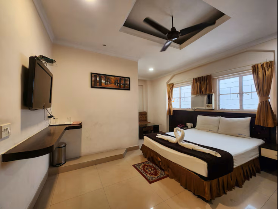 hotel al sana