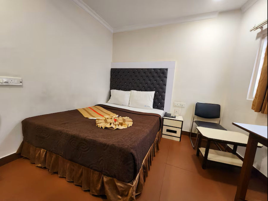 hotel al sana