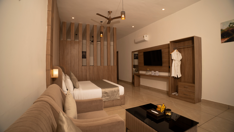 Corbett Elegant Retreat,,4 star