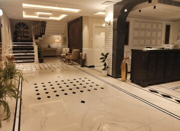 lakewalk suites