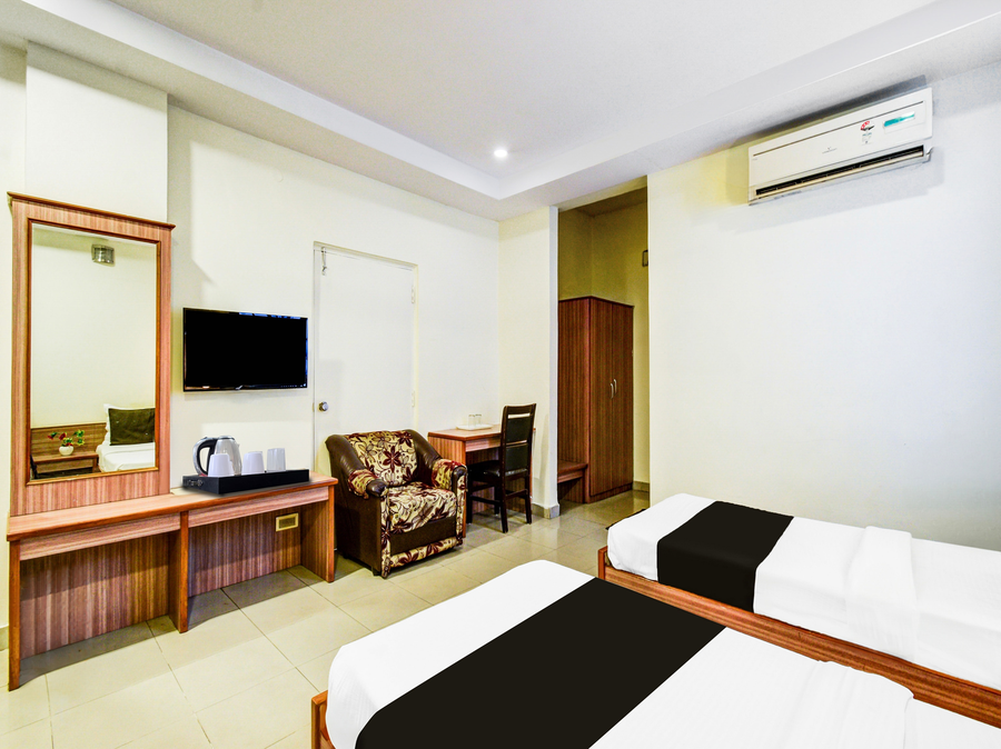 super townhouse red hills lakdikapul formerly sitara grand