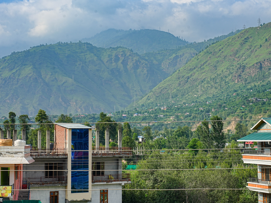 Click Hotel Bhuntar, Kullu Manali - Bhuntar Airport,Kfc/Costa Coffee/Vango/Pizzahut/Infino,3 star
