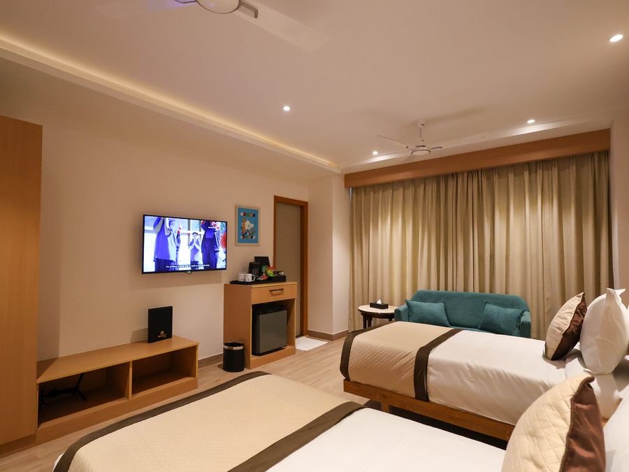 click hotel bhuntar kullu manali bhuntar airport