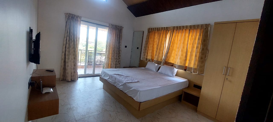 rajapuri caves hills resort