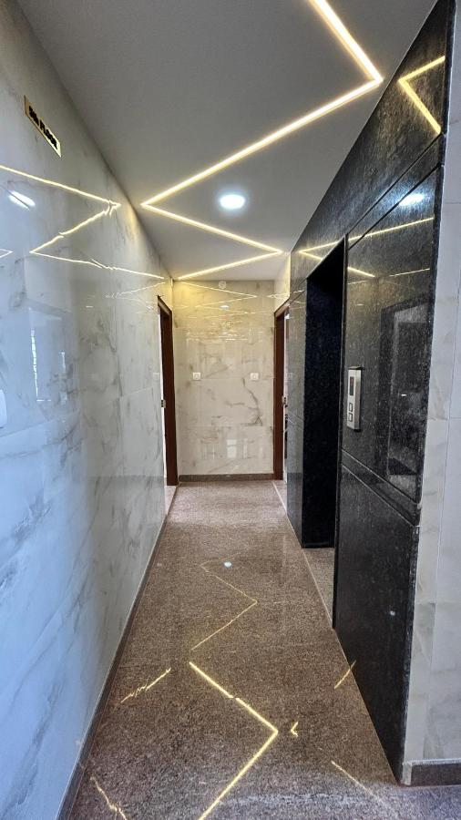 daffodil suites by rhlv