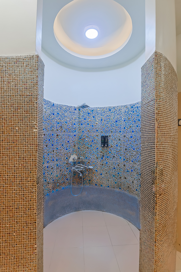 the orion express kailash colony