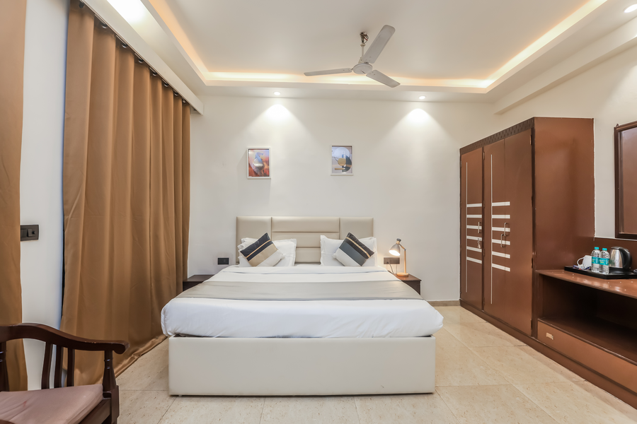 the orion express kailash colony