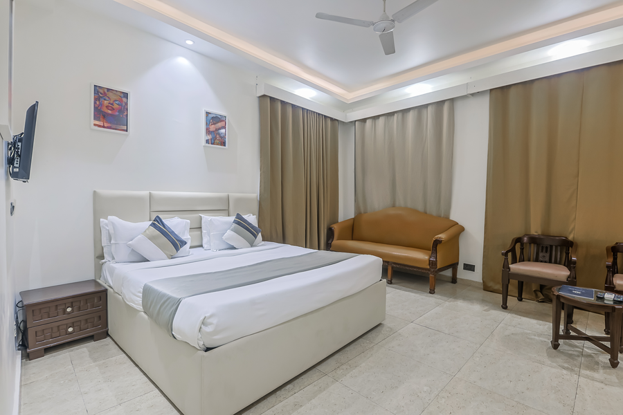 the orion express kailash colony