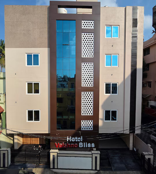 Hotel Vaishno Bliss,Nayapalli, Bhubaneshwar,3 star