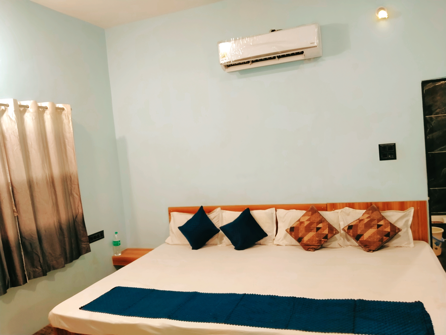 Shreeram Guest House,,2 star