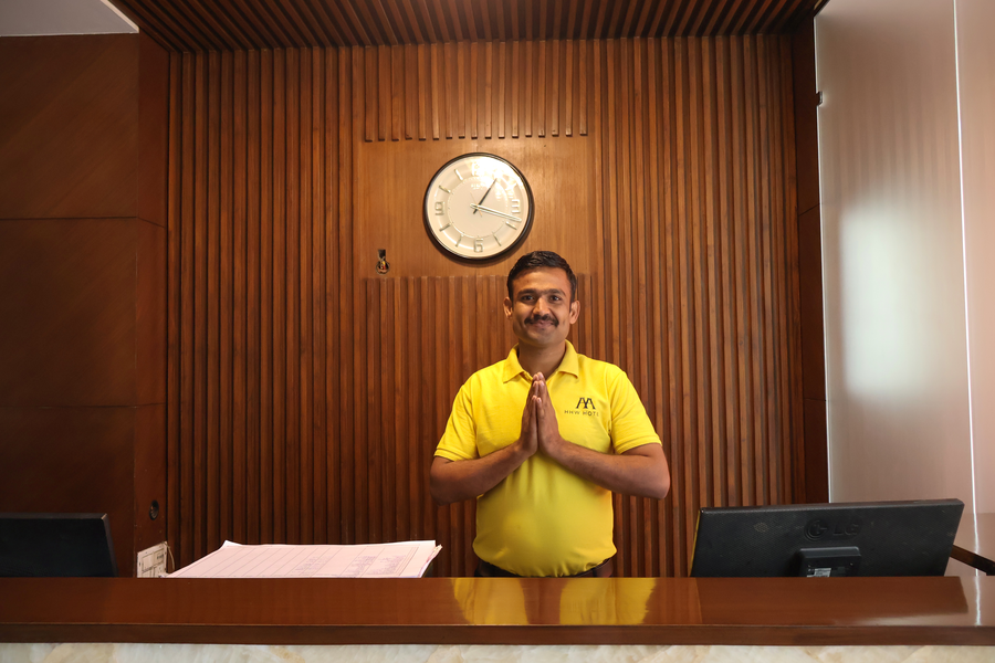 hhw hotel agra