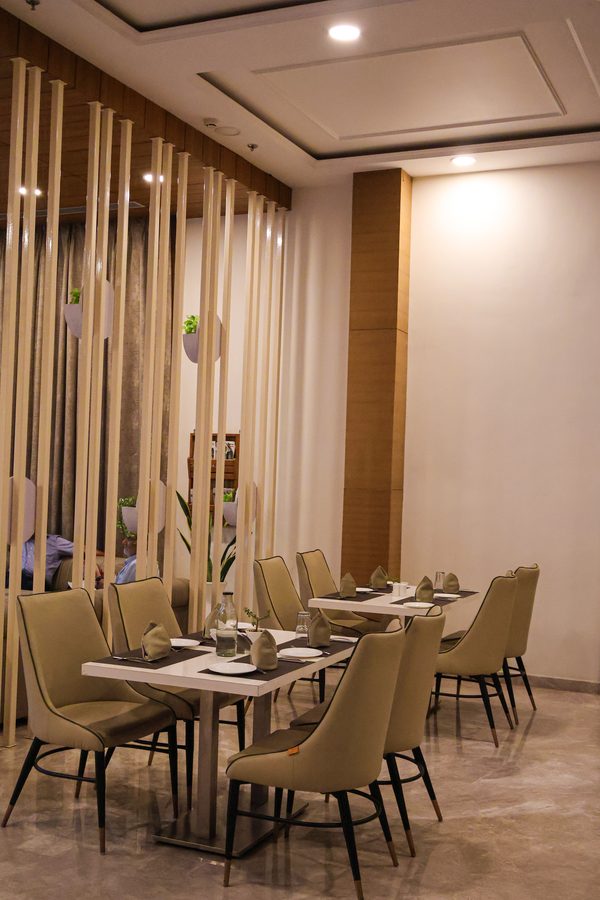 hhw hotel agra