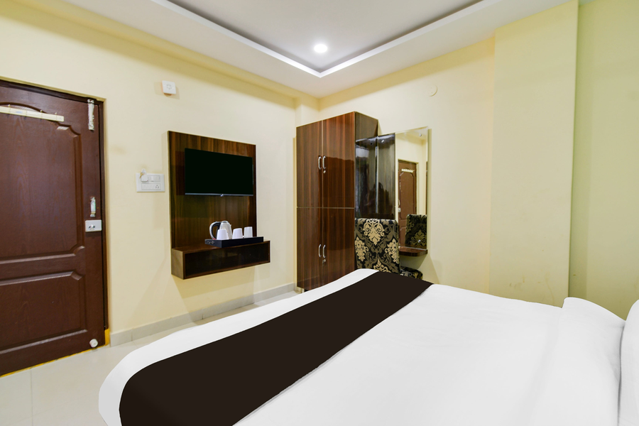 super townhouse hitech city madhapur