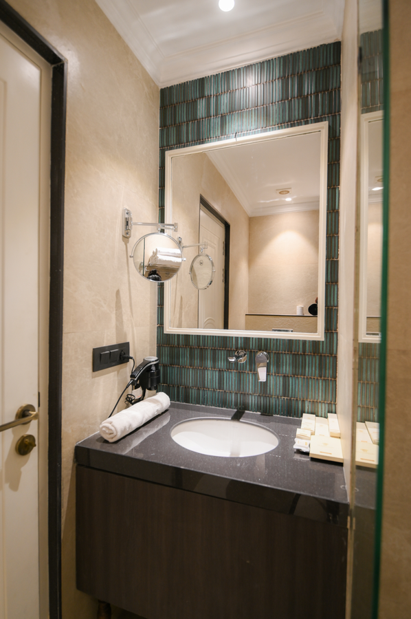 the sunder palace luxury boutique hotel