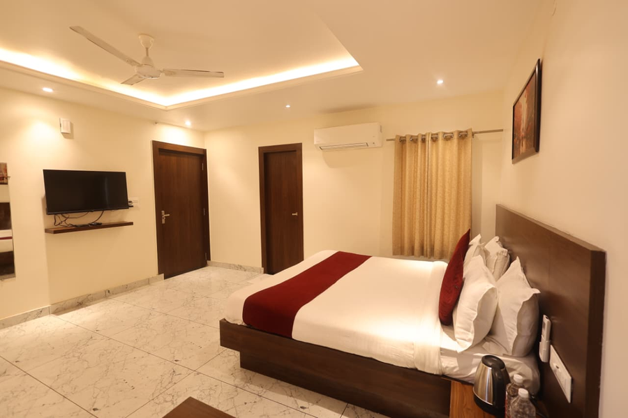 crystal suites