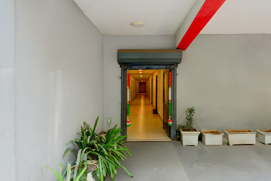 super townhouse t nagar chennai