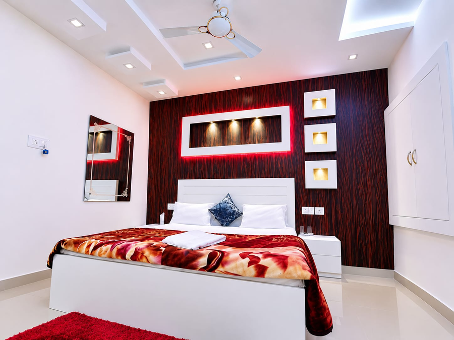 taj square a luxurious family homestay