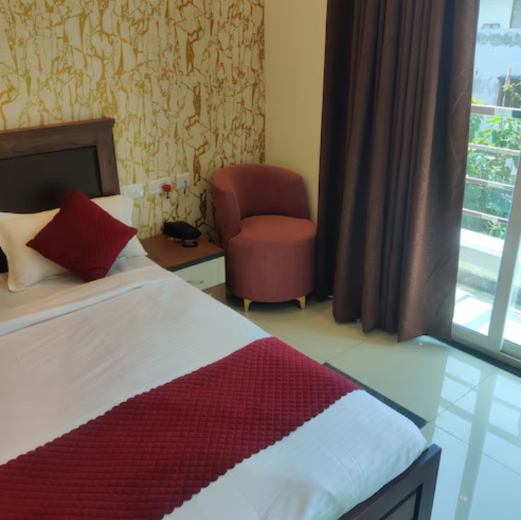 hotel aastha shree dham