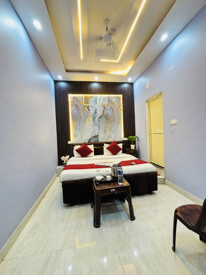 hotel vedas villa near ram mandir