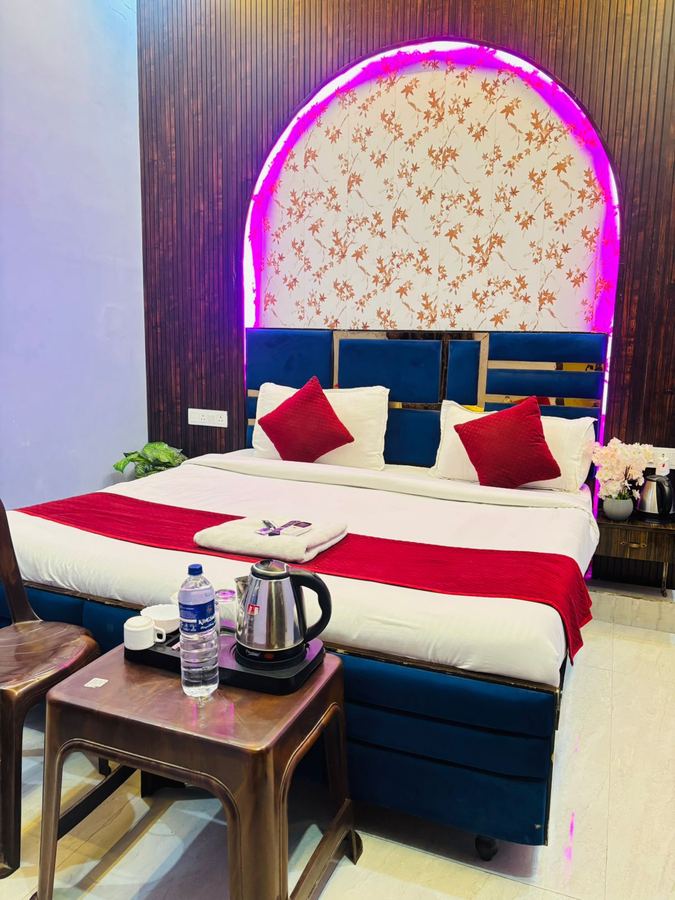 hotel vedas villa near ram mandir