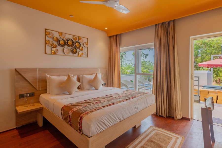 alaya stay gracias bleu retreat with sea views and restro close to ashvem beach
